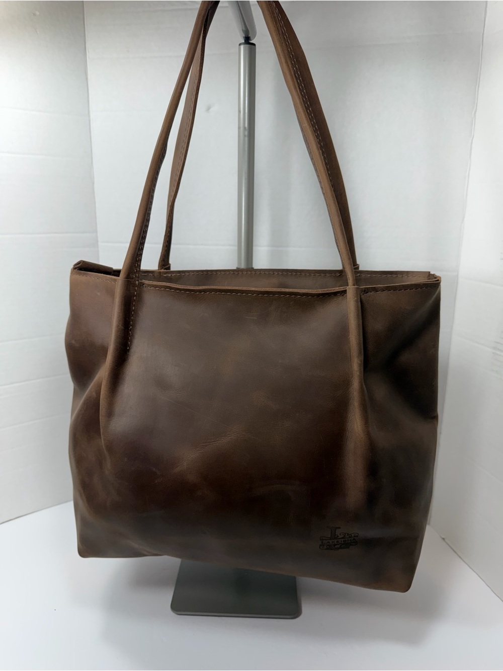 LAKEISHA OLD TOWN LEATHER  Tote Bag in Brown - Classic Everyday Carry